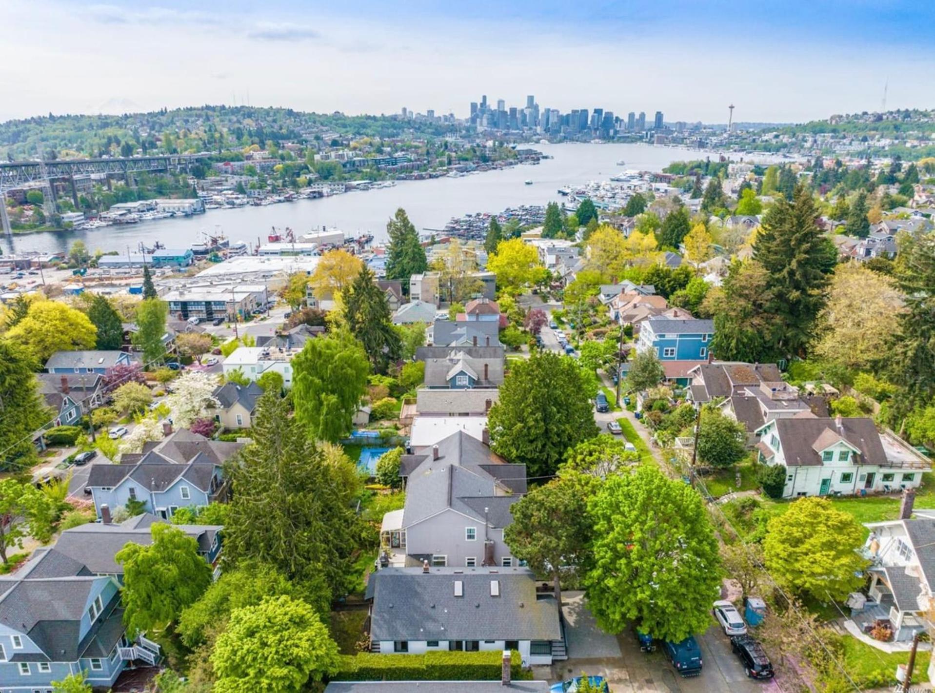 The Farmhouse A By Betterstay Seattle Exterior photo